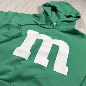 M&Ms Logo Hoodie Men’s XL Green Pullover Drawstring Candy Casual Streetwear EUC
